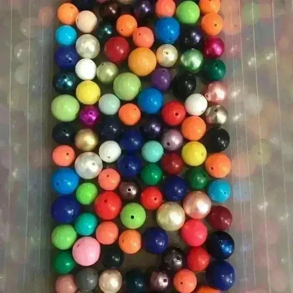 Bubble Gum Beads - Picture 3 of 4